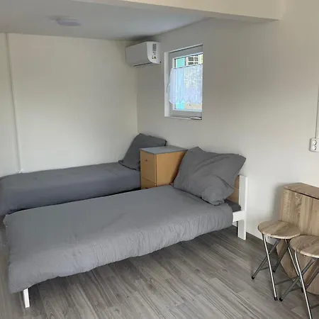 Apartmán Kishomes-munkasszallas Es Alberlet Nagydorog